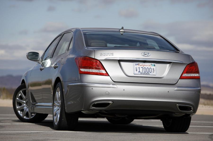  Hyundai Equus 2012 года  (фото 11 из 41)